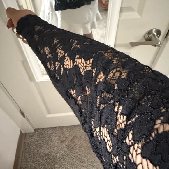 Black Lace Open Cardigan - Picture 4 of 4